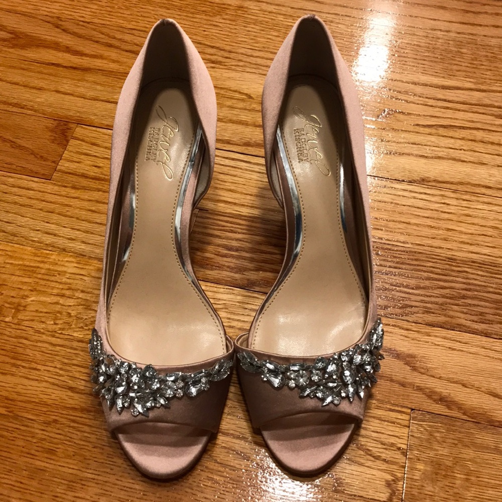 Badgley Mischka Elegant Pink Peep-Toe Heels
